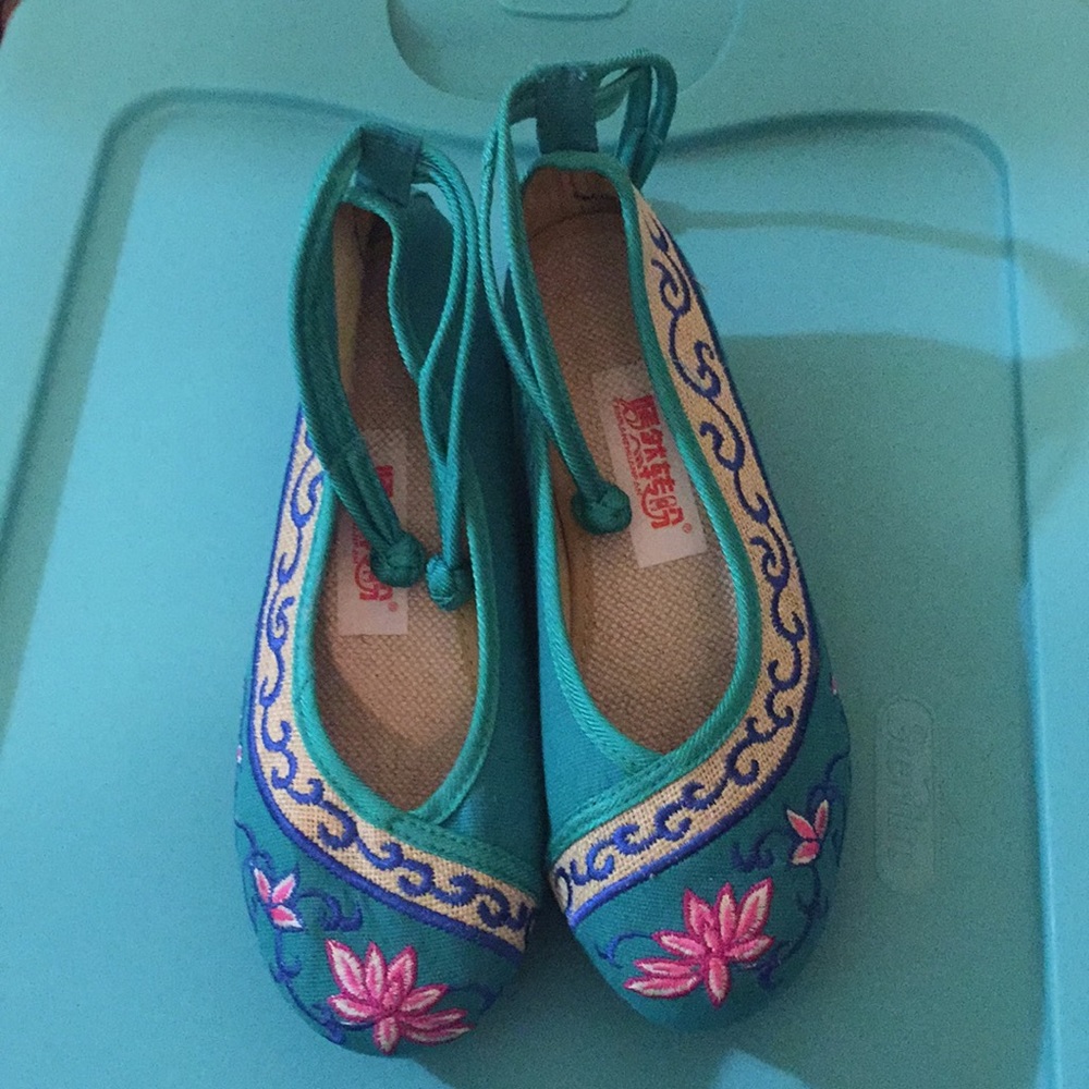 Floral platforms